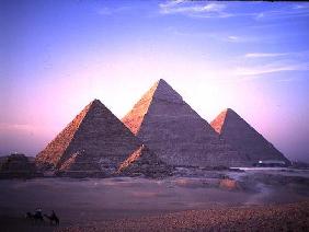 The Pyramids, c.2589-2530 BC (photo)