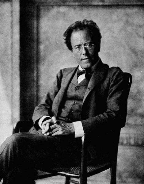 Portrait of Gustav Mahler, 1907 (b/w photo)  from Austrian Photographer (20th century)