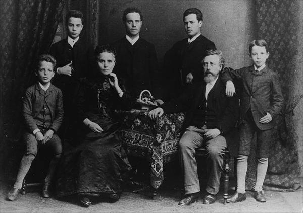 Wilhelm Liebknecht and his family (b/w photo)  from German Photographer