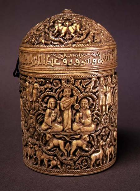 Pyx with relief depicting the pleasures of courtly lifefrom Cordoba from Anonymous painter