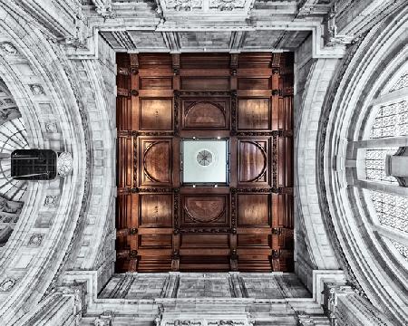 Entrance ceiling in V&A