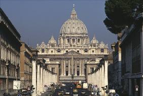 View of St. Peter''s from the Via della Conciliazione (photo) 