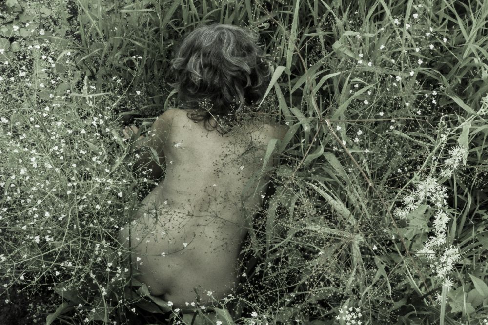 Female back-nude in the reed from Amelie Breslauer
