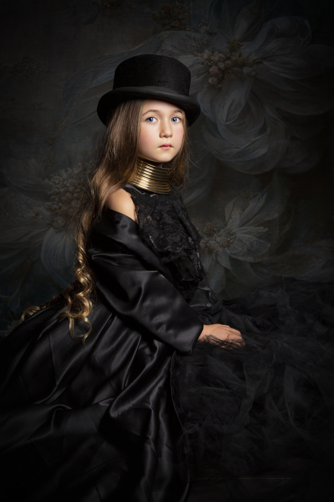 Little girl in black from Carola Kayen-Mouthaan