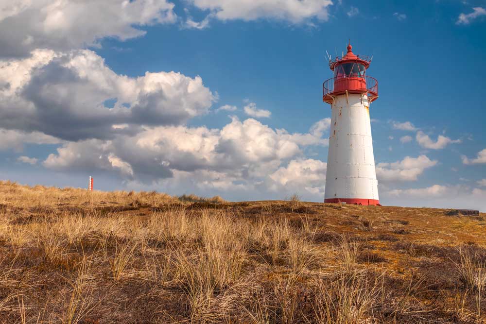 List-West lighthouse in the Ellenbogen Peninsula nature reserve from Christian Müringer