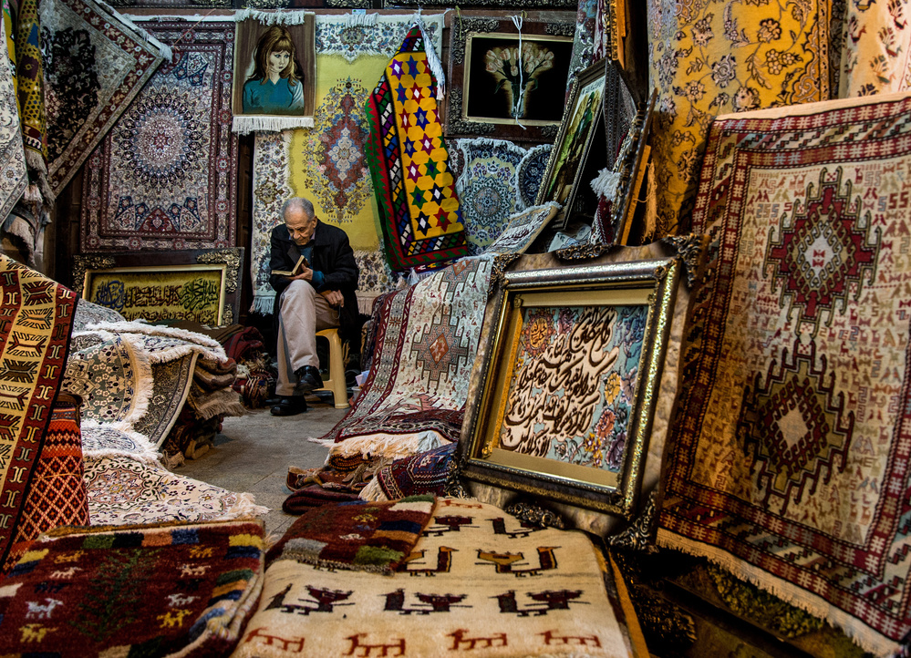 Carpet shop in Kerman, Iran from Dragan Tapshanov