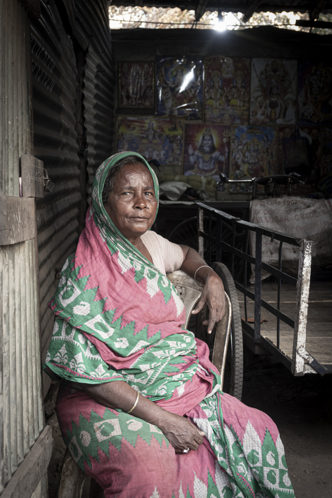 at the door of her house, Mallick Ghat, Kolkata from Elena Molina