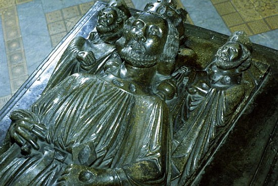 King John''s Tomb with two miniature figures of St. Wulstan and St. Oswald from English School