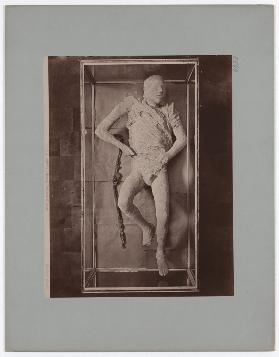 Pompeii: (Museum) Corpse of a man, No. 5573
