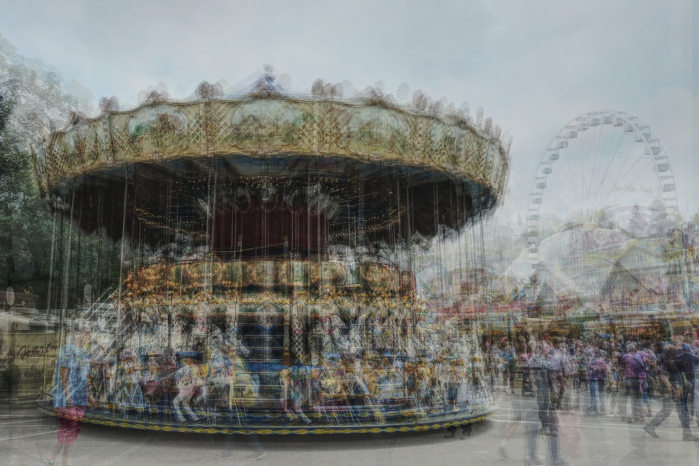 Carousel from Gregor Szalay