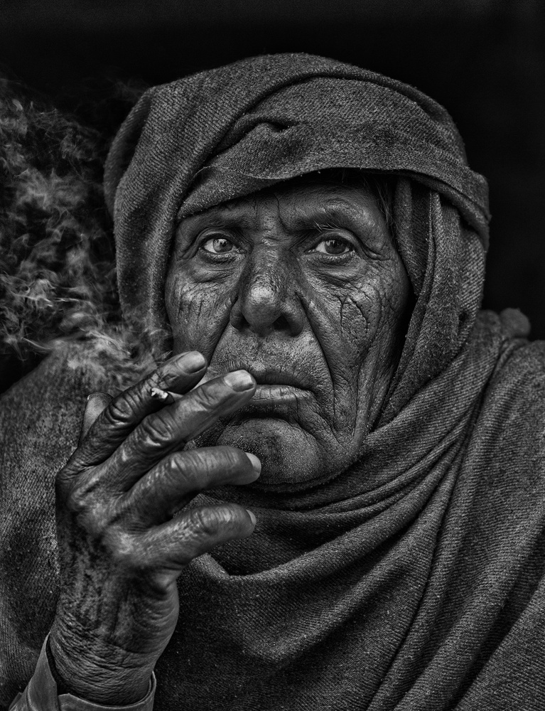 Indian mood smoker from Haitham AL Farsi
