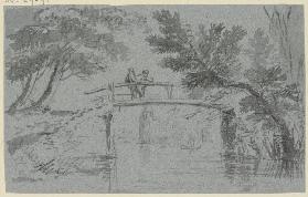 Holzbrücke über einem Kanal, darauf zwei Männer