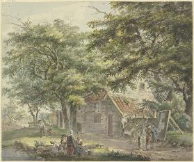 Bauernhof unter Bäumen, links ein Mann mit einem Schubkarren