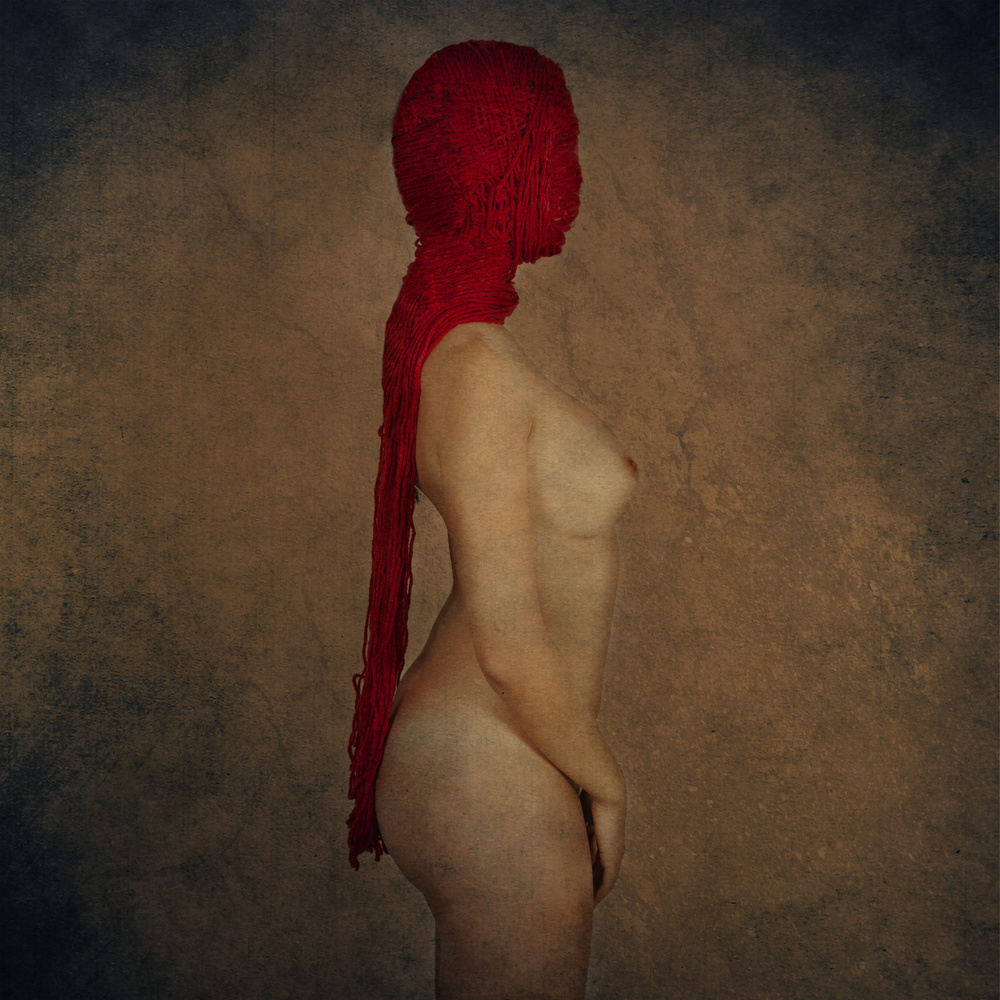 The thin red rope IV from Igor Genovesi