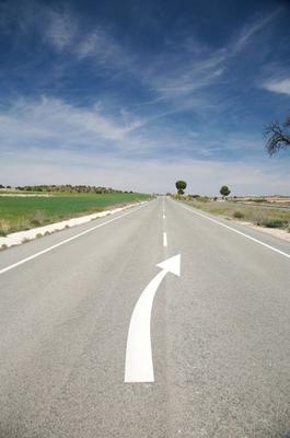 arrow road right from Iñigo Quintanilla