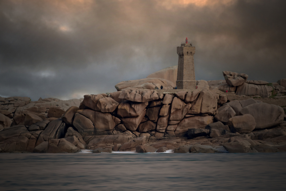Pink granite coast from Isabelle DUPONT