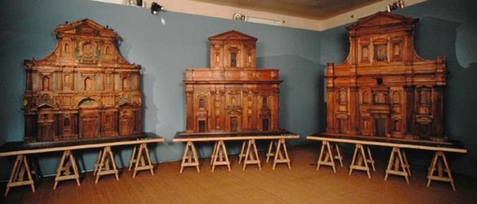 Three modellos for the facade of the Duomo (wood) from Italian pictural school