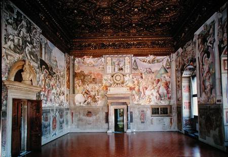 View of the Sala dell'Udienza towards the Cappella dei Priori, designed by Benedetto (1442-97) and G from Italian pictural school