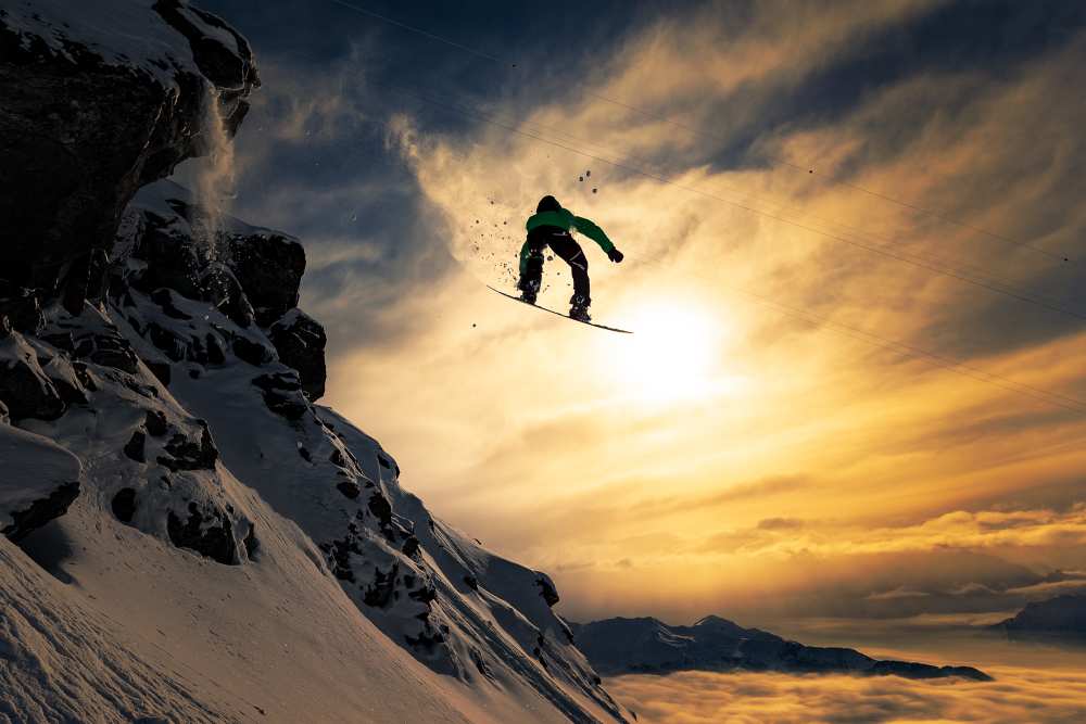 Sunset Snowboarding from Jakob Sanne