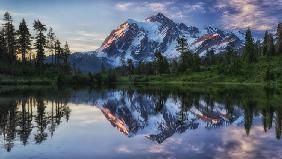 Sunrise on Mount Shuksan