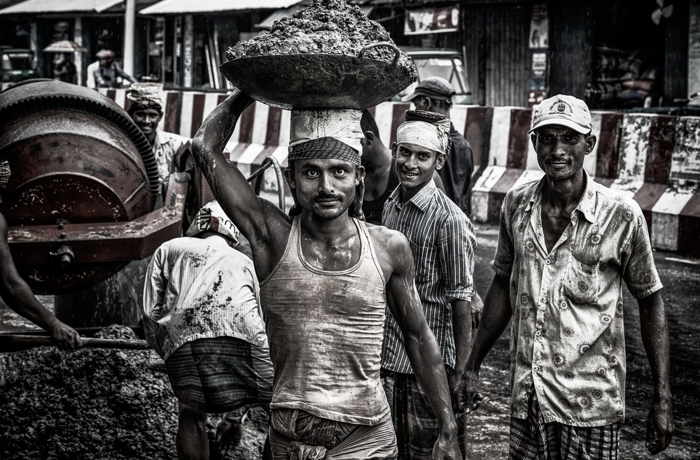 Working in the streets of Dhaka - Bangladesh from Joxe Inazio Kuesta Garmendia