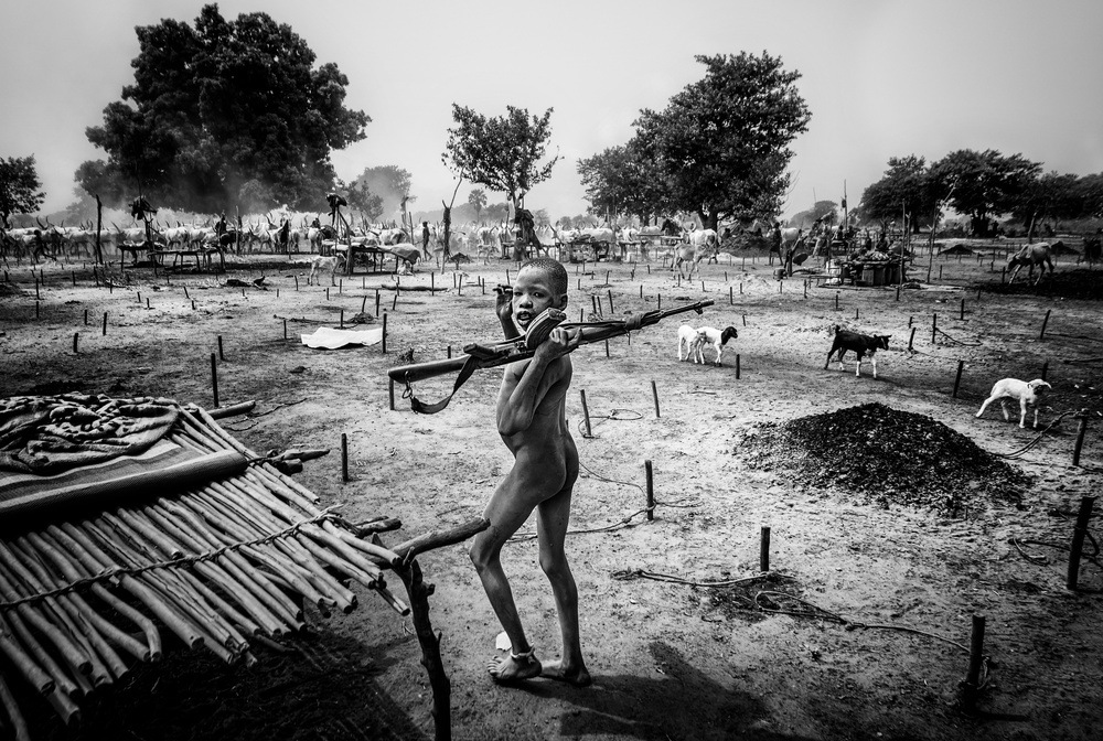 Imitating their elders - Mundari camp-South Sudan from Joxe Inazio Kuesta Garmendia