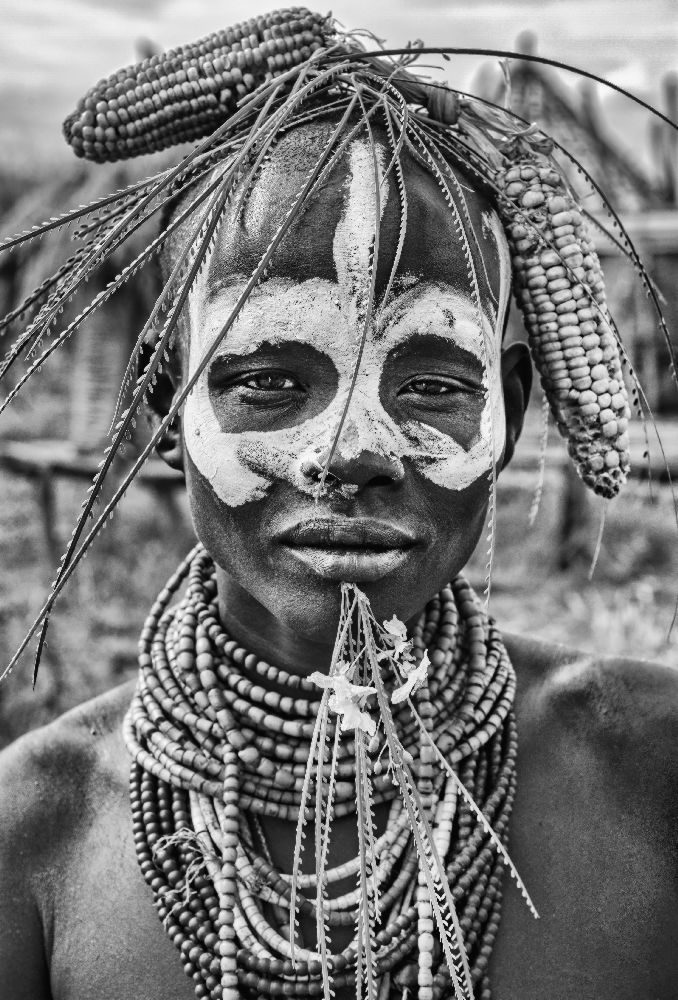 A woman of the Karo tribe (Omo Valley-Ethiopia). from Joxe Inazio Kuesta
