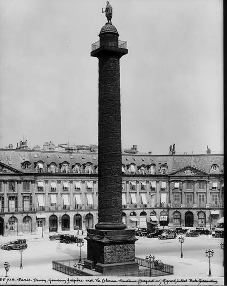 Place Vendome (1685-1708) with the Column built by Denon, Gondouin and Lepere in 1806-10 photographi from Jules Hardouin Mansart