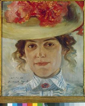 Portrait Mrs Halbe with straw hat.