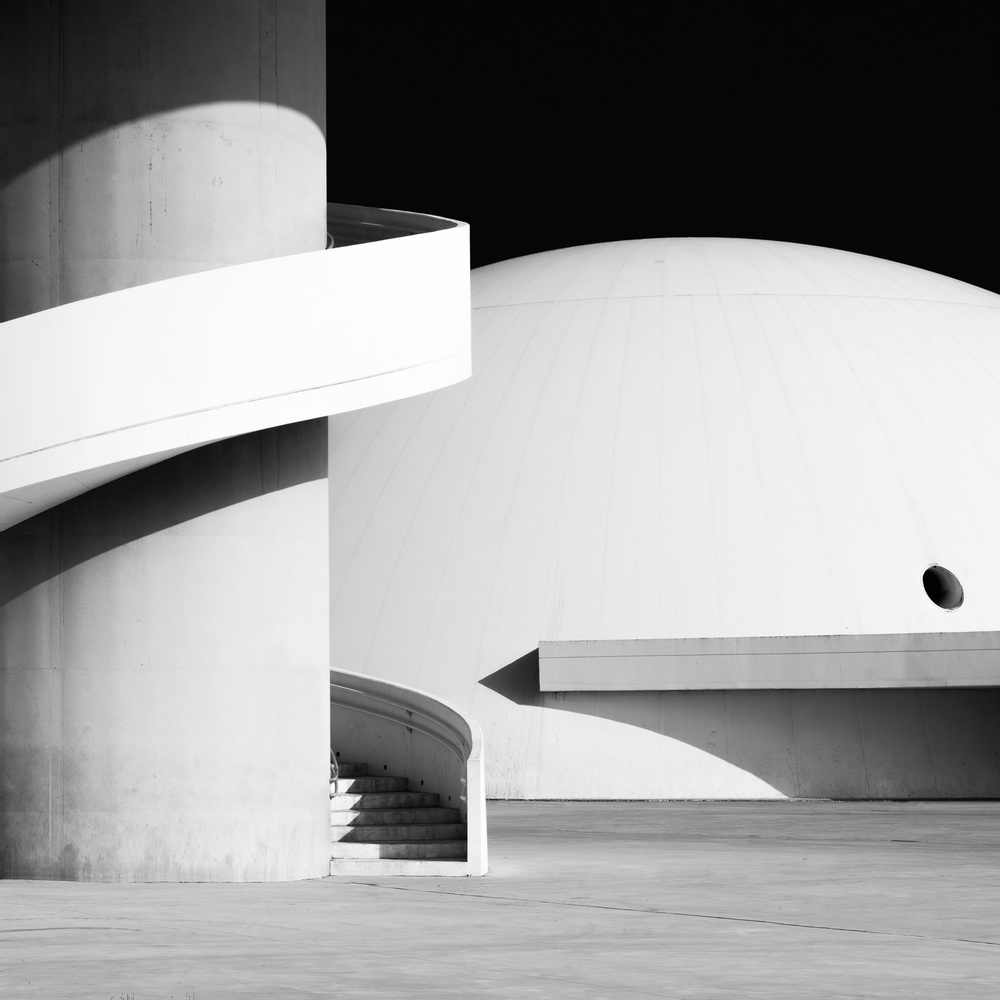 The handwriting of Oscar Niemeyer from Luc Vangindertael (laGrange)