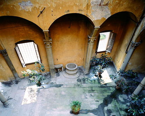 Interior Court, Villa Medicea di Careggi (photo) from Michelozzo  di Bartolommeo