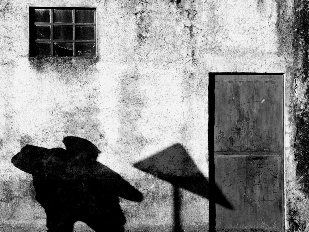 The obliquity of shadows. from Miguel Silva