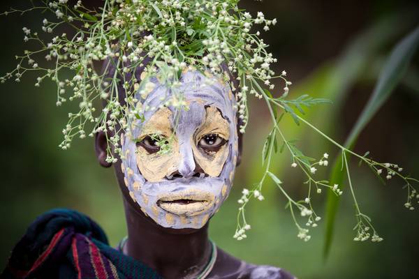 Porträt Frau Suri / Surma Stamm in Omo Valley, Äthiopien, Afrika from Miro May