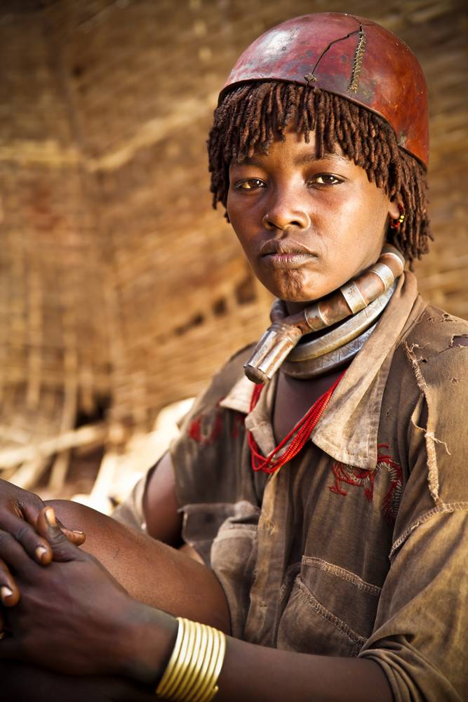 Portrait einer Frau aus dem Hamer Stamm in Omo Valley, Äthiopien, Afrika from Miro May
