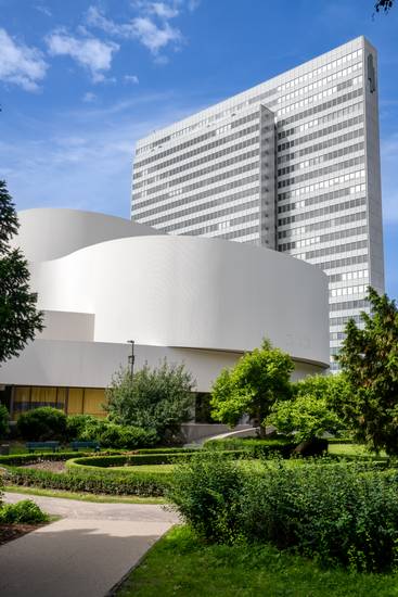 Architektur in Düsseldorf, Schauspielhaus und Dreischeibenhaus