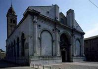 View of the facade, designed by Leon Battista Alberti (1404-72) (photo)