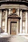 Facade of the church, rebuilt in 1640 by Pietro da Cortona (1596-1669) (photo)
