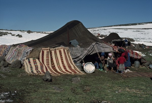 Berber Camp in Atlas (photo)  from 