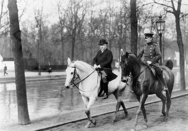 Buelow riding in the Tiergarten / c.1909 from 