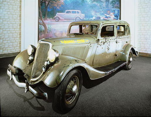 Bonnie and Clyde's 'bullet-riddled' Ford Sedan (colour photo) from 
