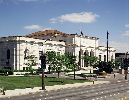 Exterior view of the Detroit Institute of Arts from 