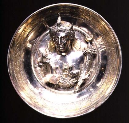 Emblema bowl, possibly an allegory of Alexandria, part of the Boscoreale Treasure, Roman, late 1st c from 