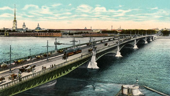 St Petersburg , Trinity Bridge from 