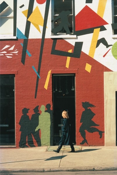 Street in art galleries district of Manhattan (photo)  from 