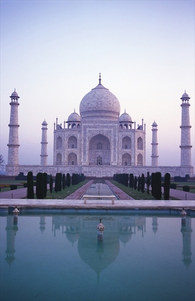 The Taj Mahal (photo)  from 