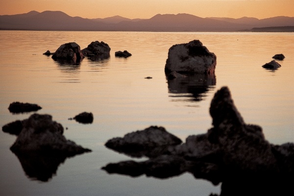 Tufa formation, Mono Lake (photo)  from 