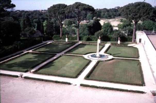 View of the Italian style garden seen from the villa, designed by Nanni di Baccio Bigio (d.1568) and from 