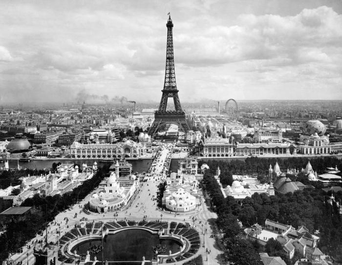 World fair in Paris in 1900 : Champs de Mars with Eiffel Tower from 