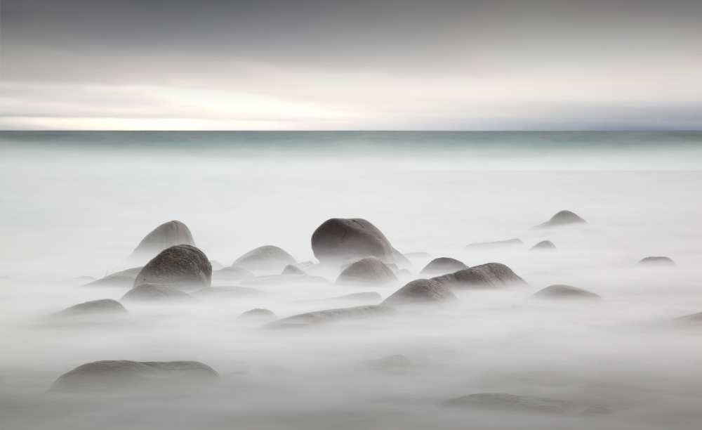 Rocks at Uttakleiv beach from Robbert Mulder