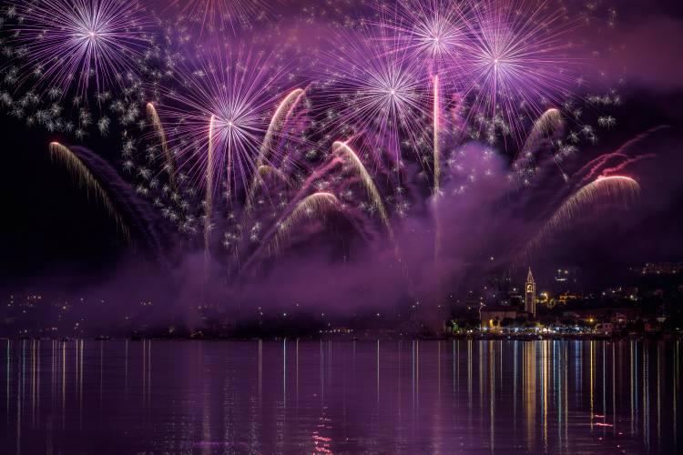 Fireworks Lake Pusiano from Roberto Marini
